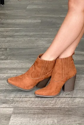 A little Country Booties: Cognac