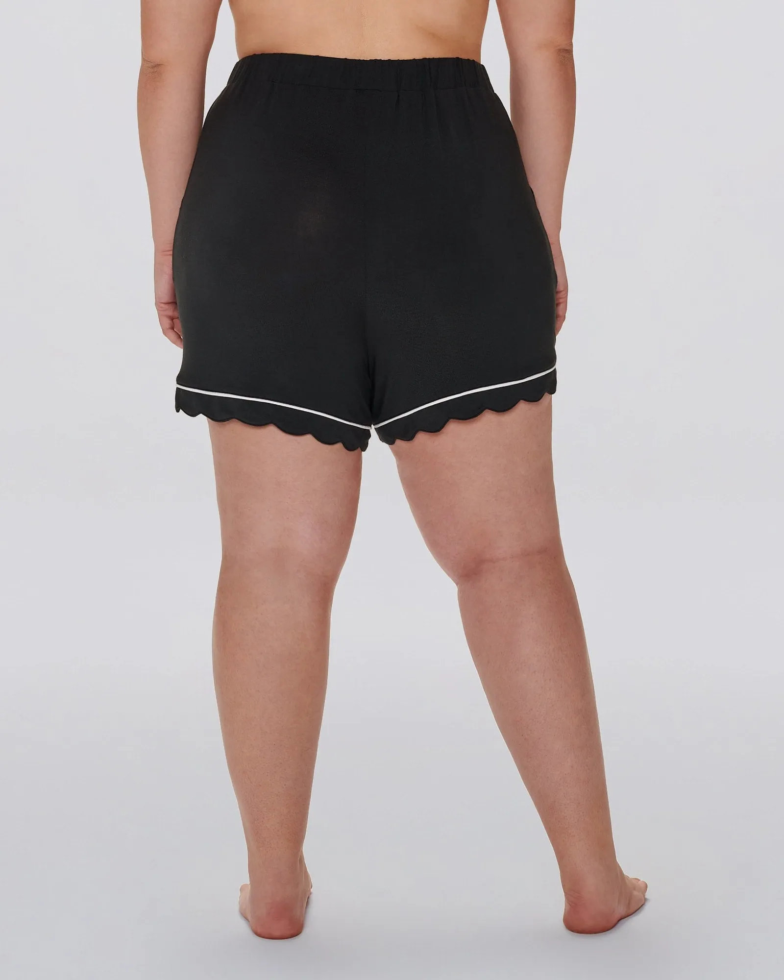 Becca Scallop Sleep Shorts | Black