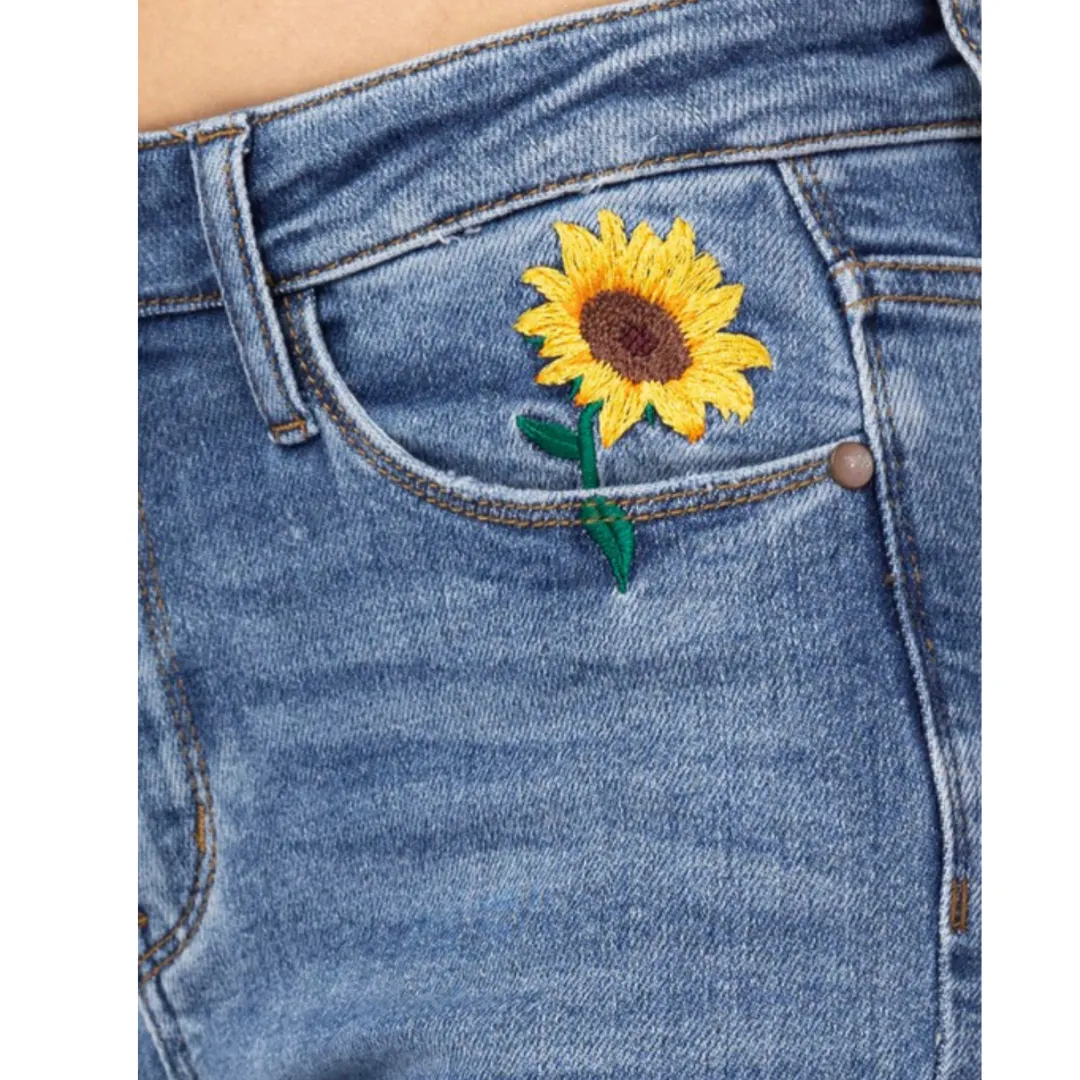 Judy Blue Relaxed Fit Sunflower Embroidered Jeans