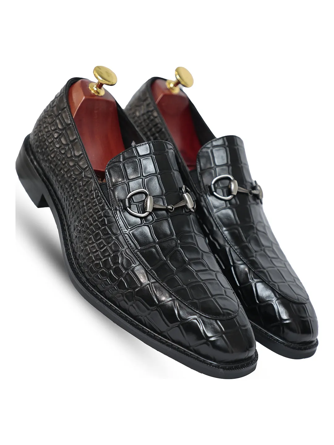 La Cabot Horse Bit Croc Slip On Black