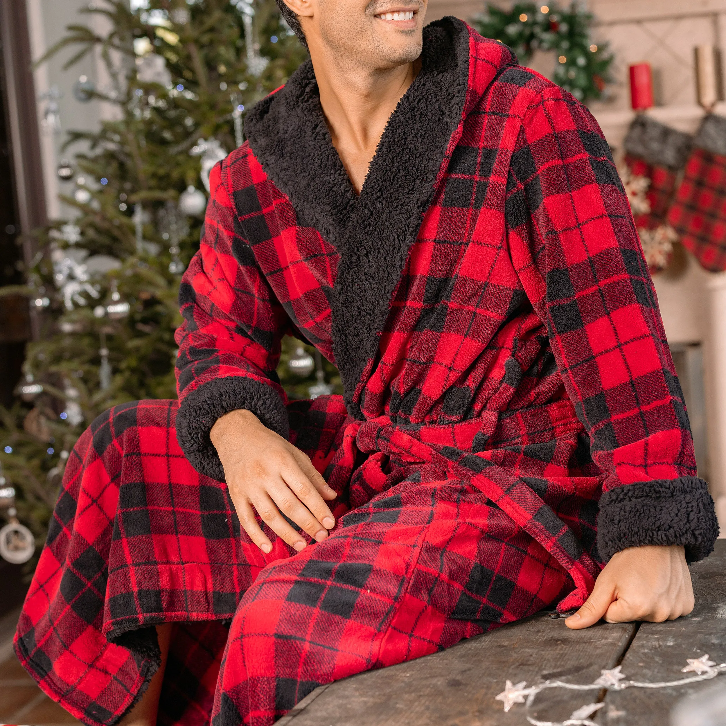 Men’s Long Hooded Sherpa Robe, Hooded Big and Tall Plush Fleece Hoodie Bathrobe Red Black Plaid with Black 6XL (A0262Q4B6X)