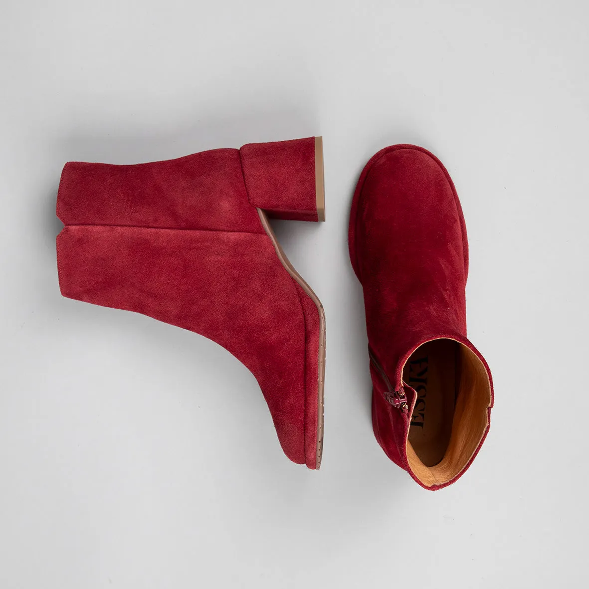 Mona Wine Suede