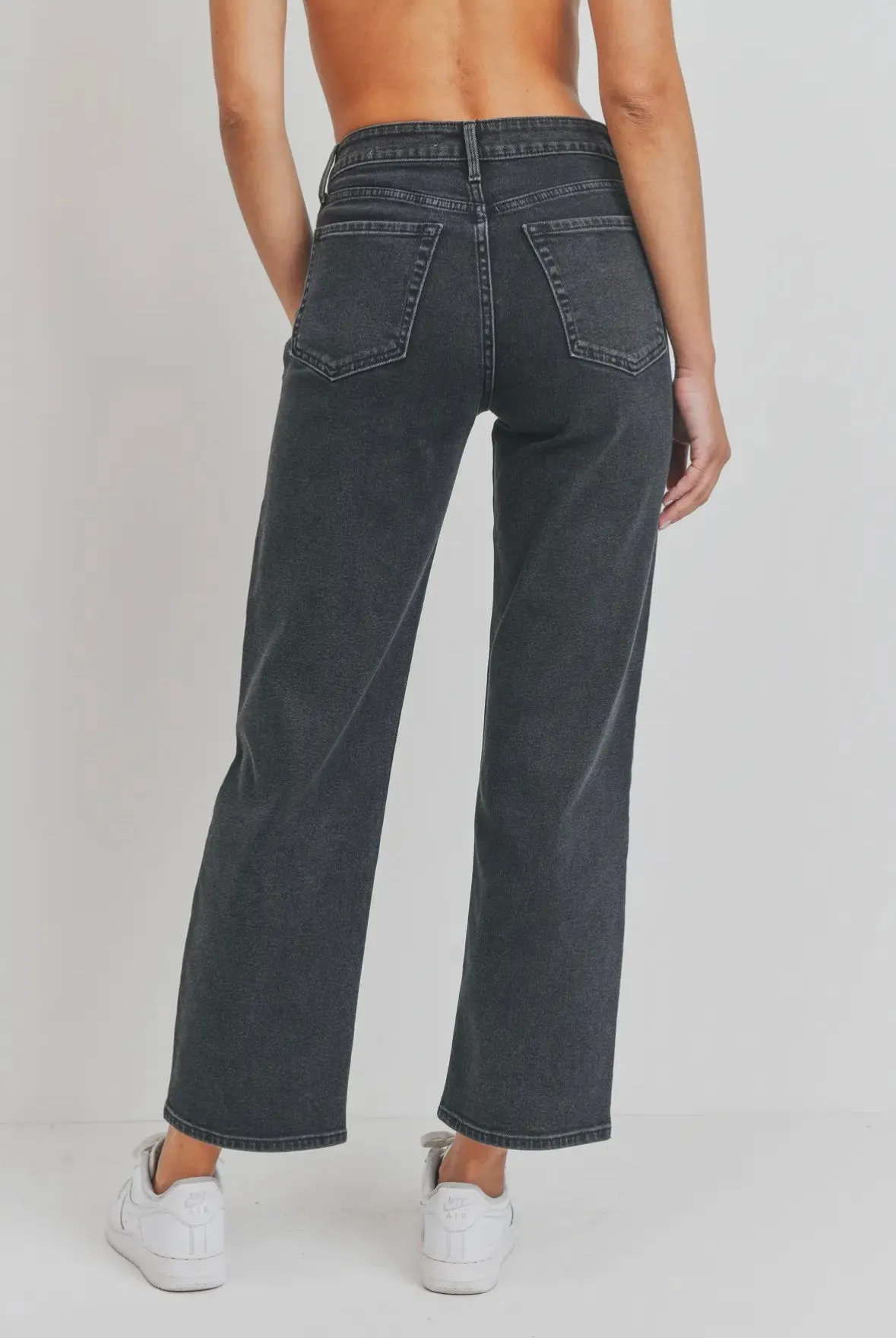 Relaxed Straight Jean