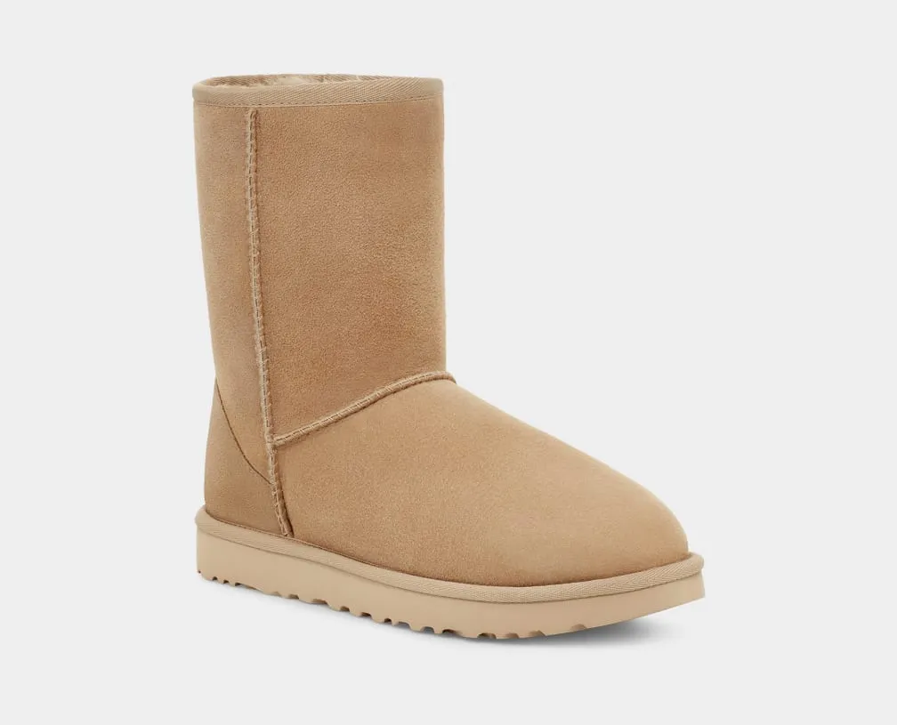 UGG® Women's Classic Short ll